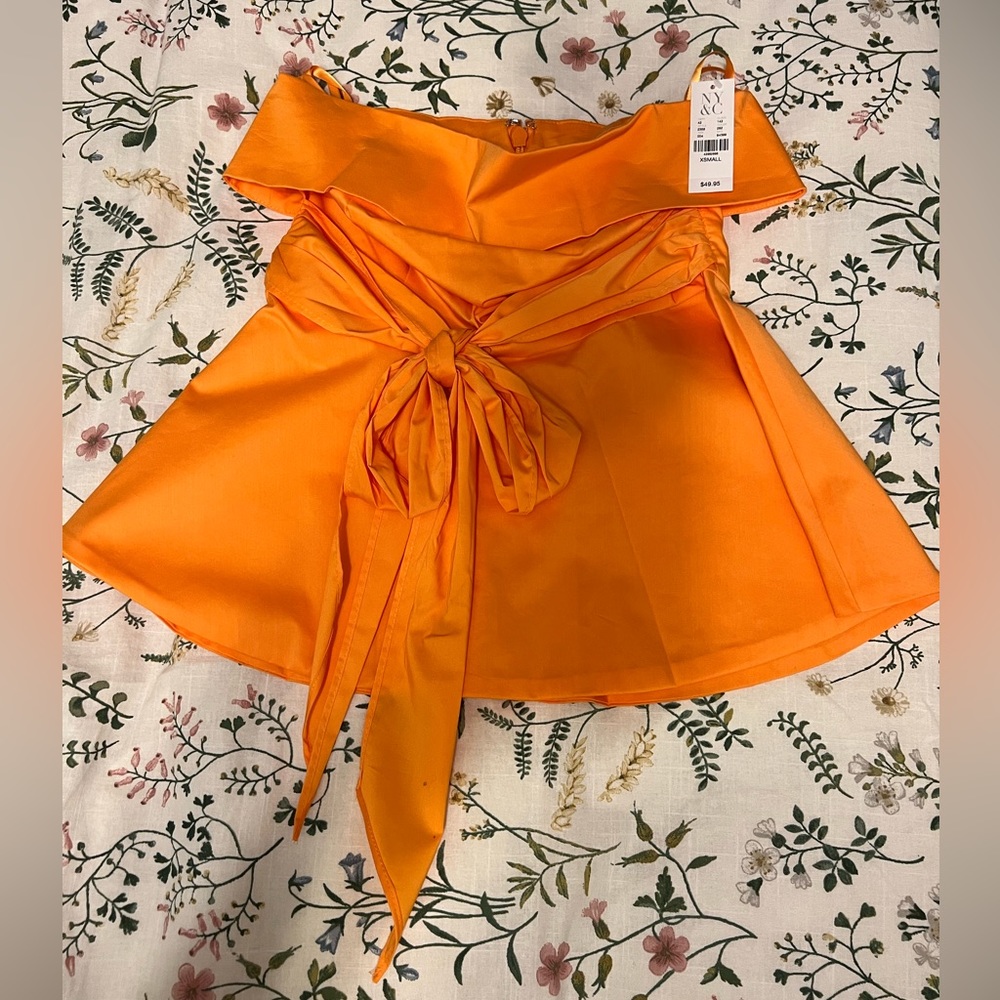 women’s top